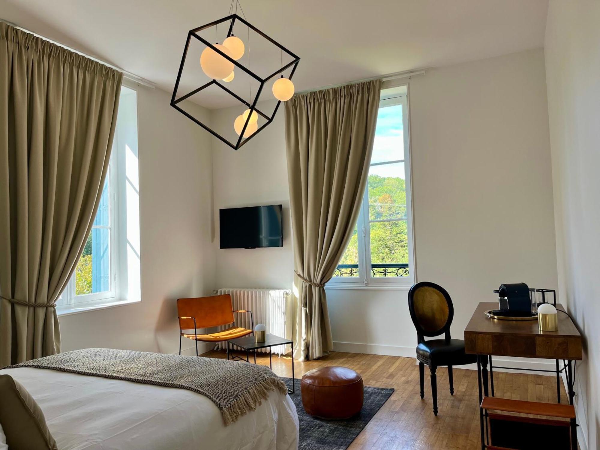Hotel Richard Lequet Domaine Gastronomique Du Val D Atur Boulazac Isle Manoire Zewnętrze zdjęcie
