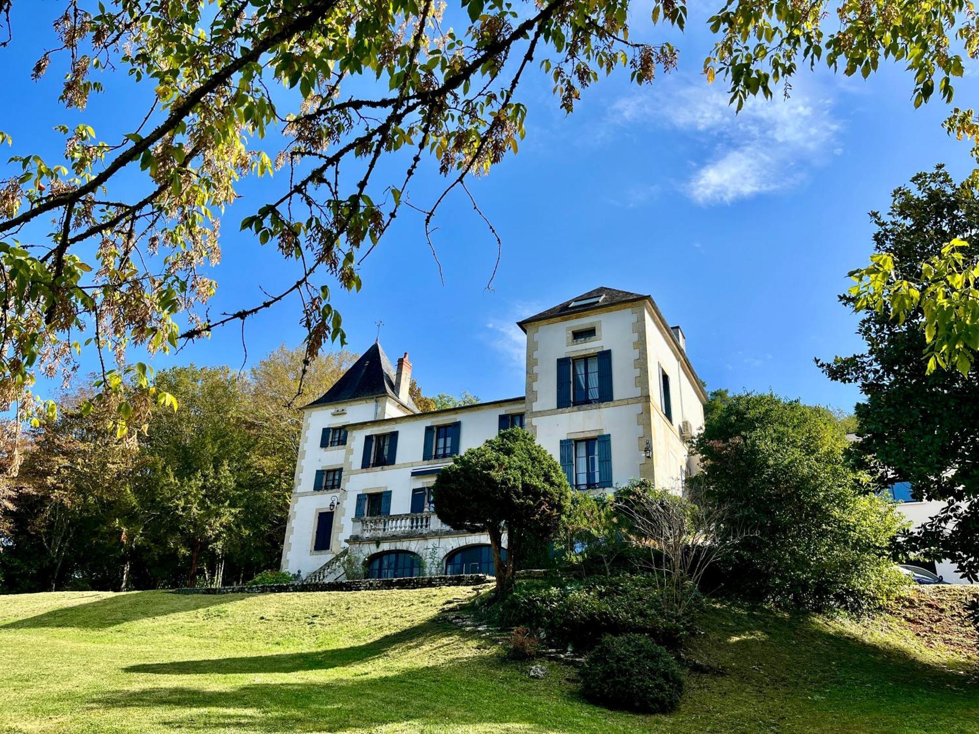 Hotel Richard Lequet Domaine Gastronomique Du Val D Atur Boulazac Isle Manoire Zewnętrze zdjęcie